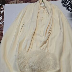 Vintage 1980's Cream wool C'est‎ Simone cape coat sz one size